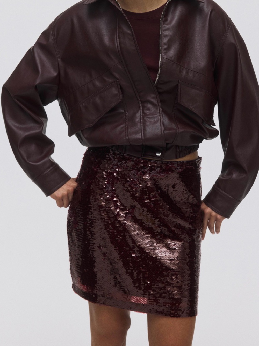H&M Burgundy Sequin Mini Skirt NWT Size Small